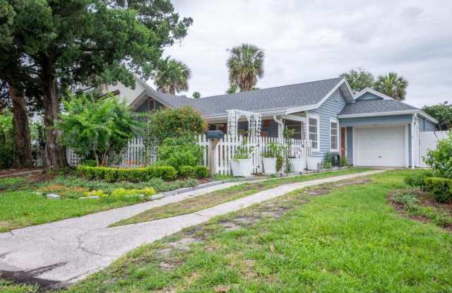 905 2ND AVE N - 905 2nd Avenue North, Jacksonville Beach, FL 32250