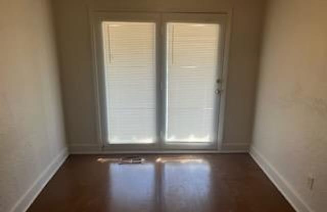 REDUCED PRICE AND END OF SUMMER MOVE IN SPECIAL $250 OFF FIRST MONTHS RENT!!! Gallery 4