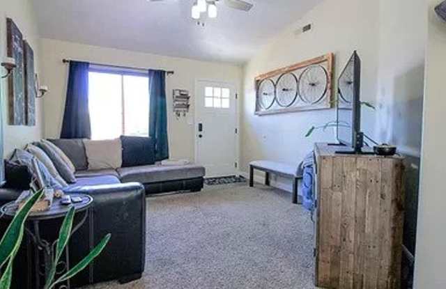 320 North 2790 East Gallery 4