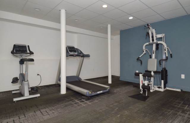 2 bed in the heart of Allston Gallery 4