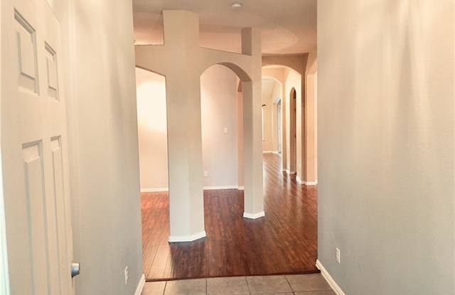 929 Oriole Drive Gallery 2
