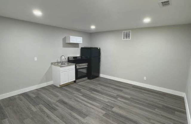 555 Paines Avenue Northwest photos photos