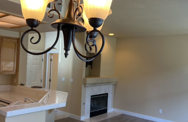 201 White Oak Court - 201 White Oak Court, Folsom, CA 95630