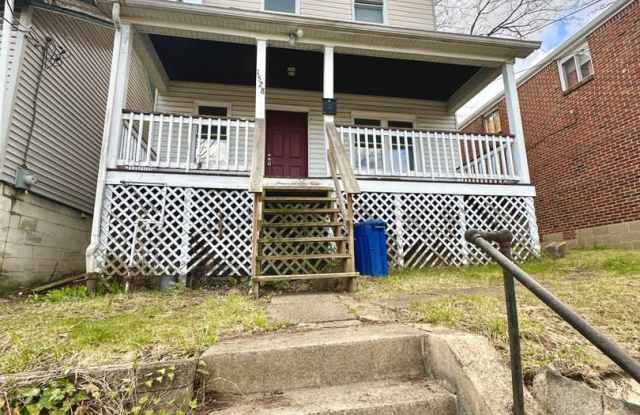 2 Bed 1 Bath home in Beechview - Close to Downtown, Public Transit - Available June photos photos