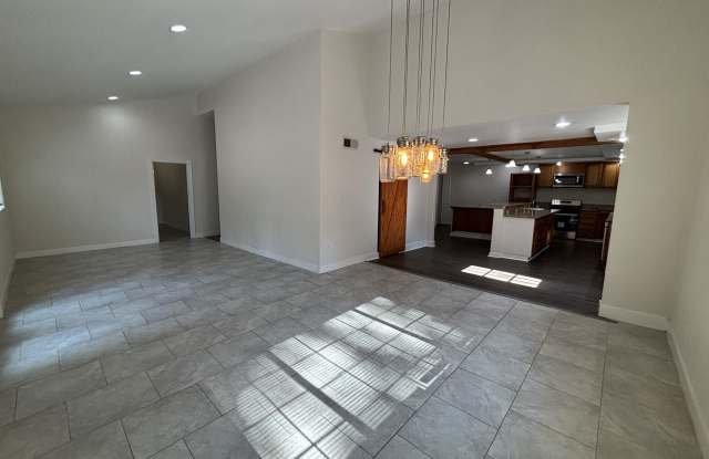 3303 N Shingle Rd photos photos