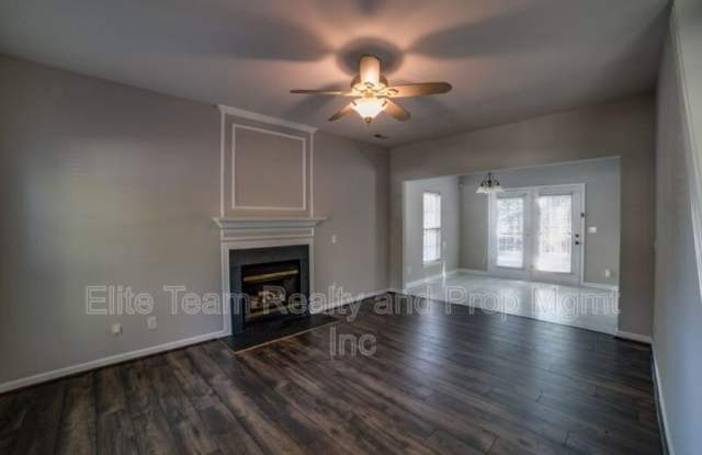 6434 Gatesville Ln Gallery 2