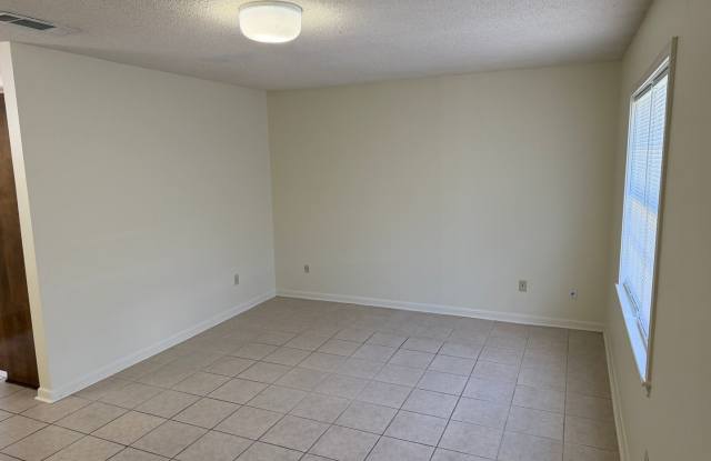 3109-B Quail Court-Alexandria, Deerfield Subdivsion Gallery 4