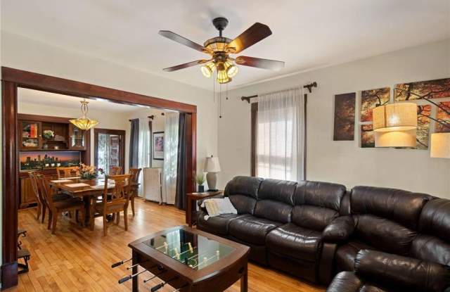 2713 Garfield Avenue photos photos