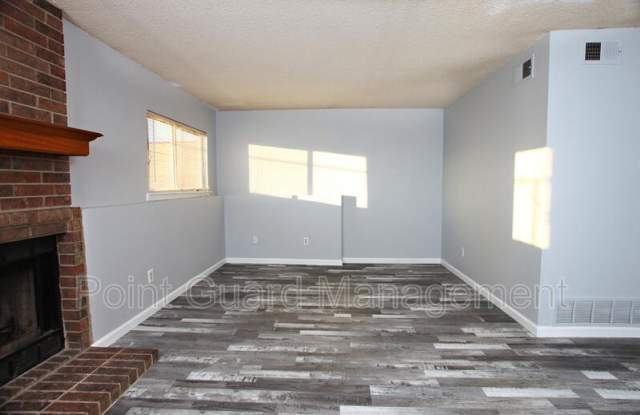 1625 S. Beech Gallery 4