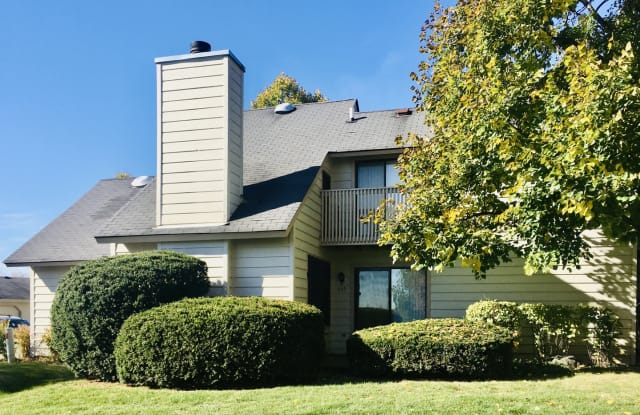 649 BETH Court - 649 Beth Court, Gurnee, IL 60031