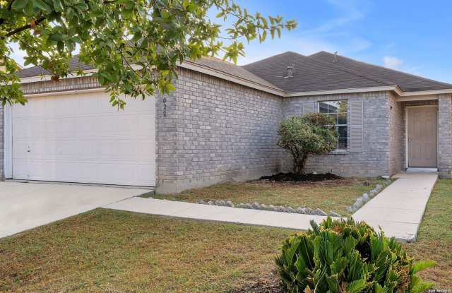 1022 AVOCET Gallery 1