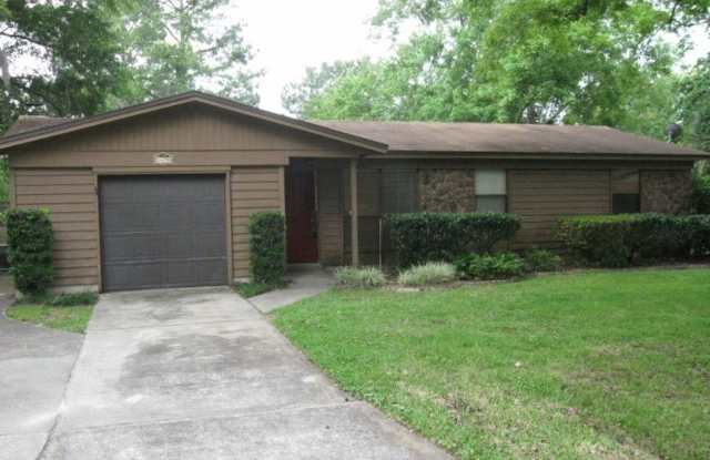 1470 Mandarin Point Ln S - 1470 Mandarin Point Lane South, Jacksonville, FL 32223