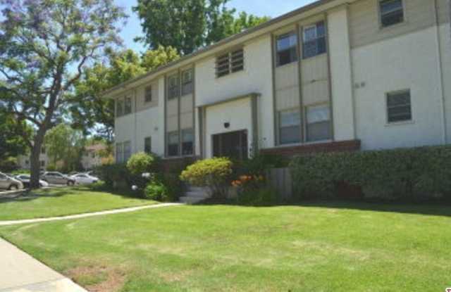 5841 Bowcroft photos photos