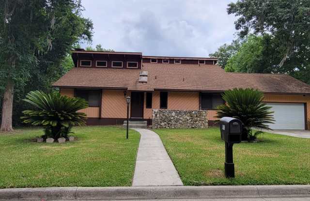 ( Oakcrest) 3/ 2 spacious home photos photos