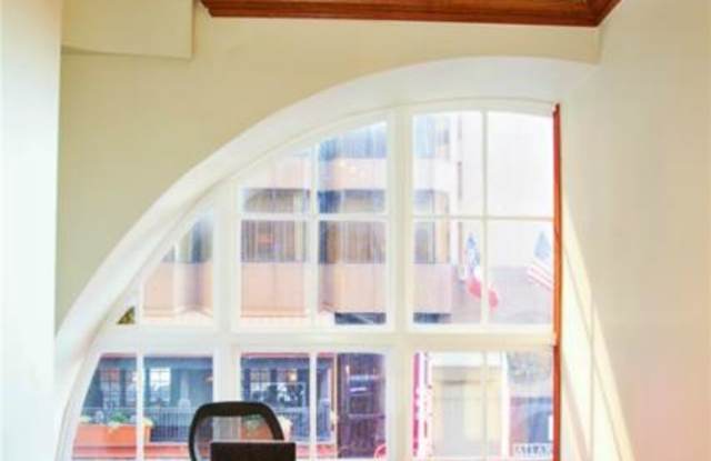 200 Peachtree Street Gallery 4