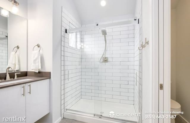6637 Carleton Ave S Unit C - 6637 Carleton Avenue South, Seattle, WA 98108
