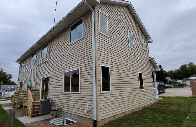 Papillion 3 Bedroom Townhome! Gallery 4