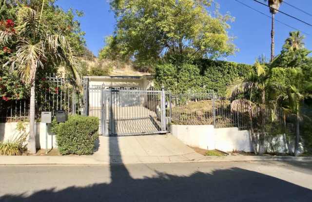 8123 AMOR Road Gallery 2
