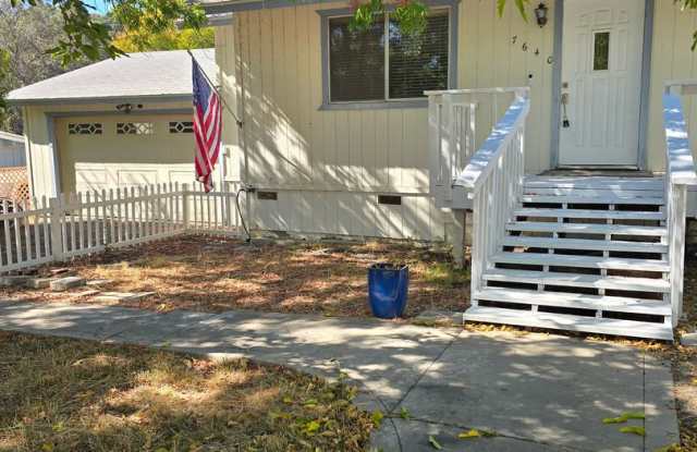 2 bedrroom home in Atascadero - 7640 Pinal Avenue, Atascadero, CA 93422