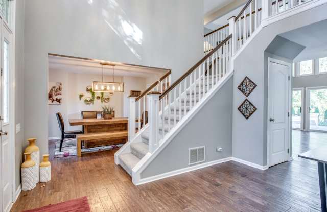 2518 Adamsway Drive Gallery 3