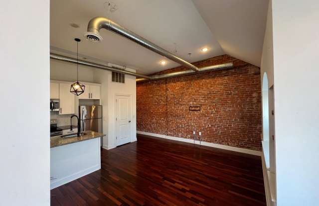 3228 W DIAMOND STREET photos photos