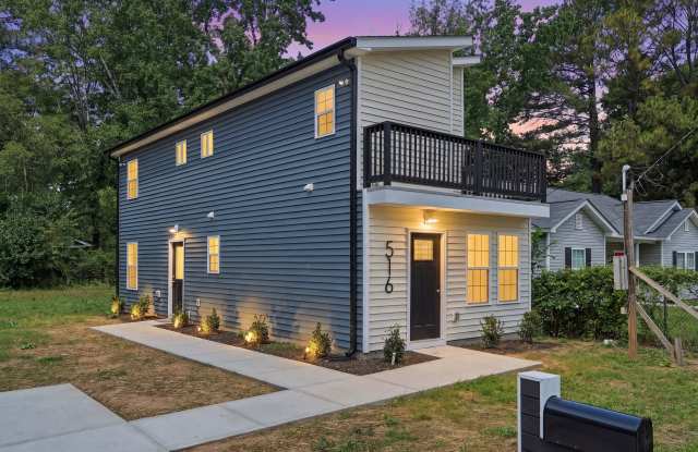 516 Singletary St Se photos photos