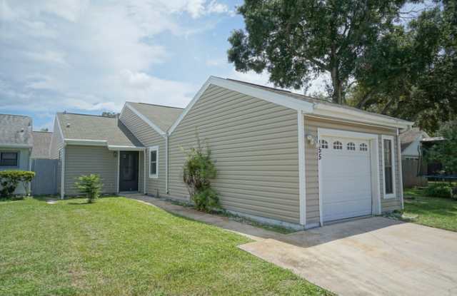 155 Devon Court - 155 Devon Court, Dunedin, FL 34698