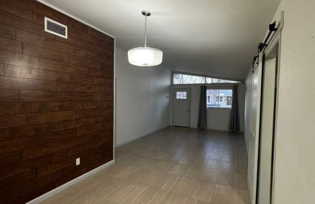 1832 Alison Gallery 4