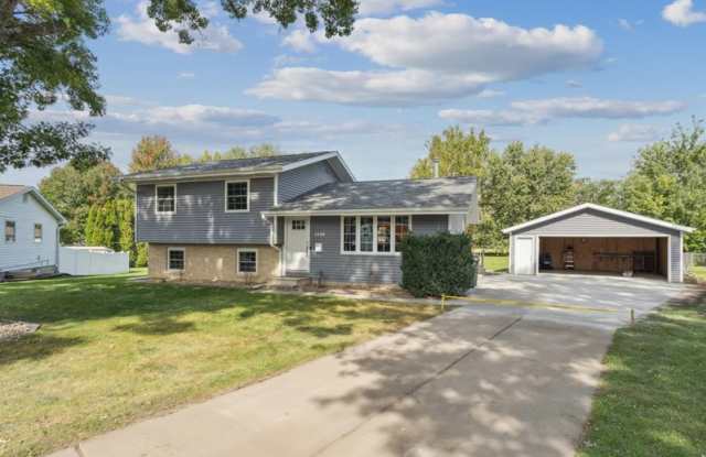 1429 Columbus Dr photos photos