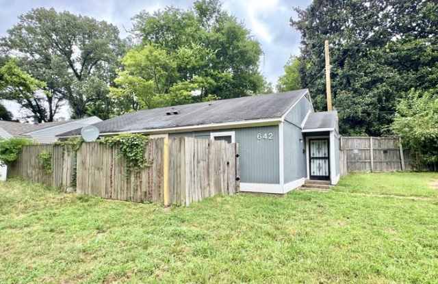 642 Safari Drive - 642 Safari Drive, Memphis, TN 38111