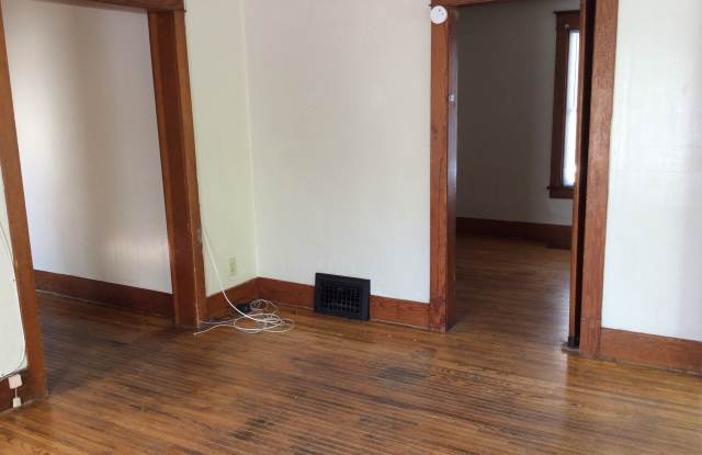 1409 N 14th St Gallery 2