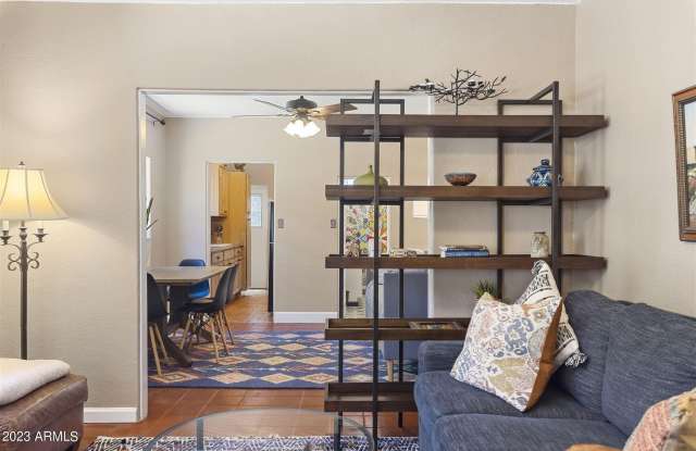 188 S ADONIS Avenue Gallery 3