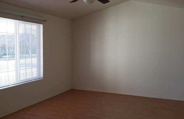 606 SW 24th Avenue Gallery 4
