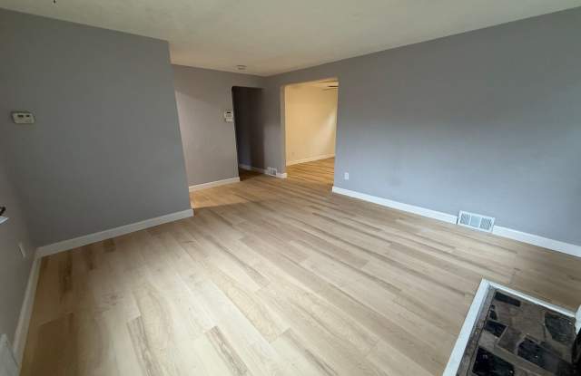 Renovated Home - Verona Gallery 4