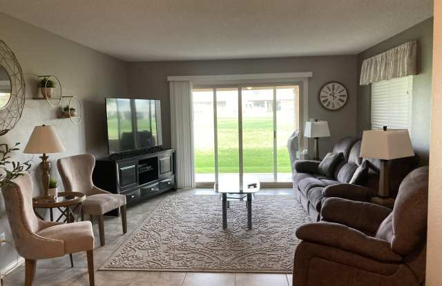 729 S Arrowwood Way Gallery 4