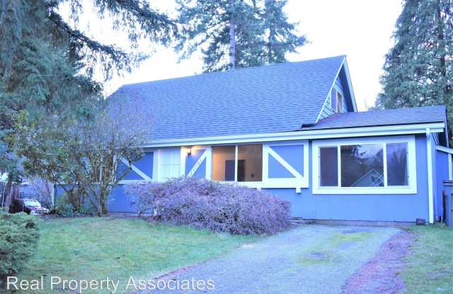 14205 77th Ave NE - 14205 77th Avenue Northeast, Kirkland, WA 98034