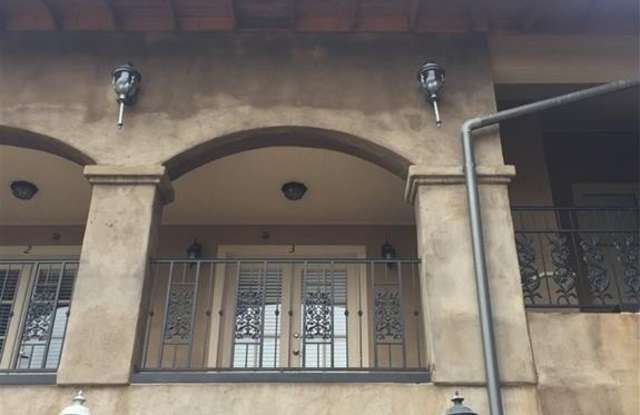 211  N Thompson  ST Unit #3 photos photos