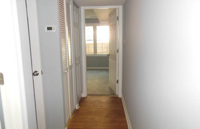 1420 ORLEANS COURT Gallery 4