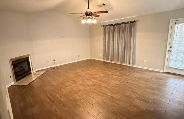 3201 Stivers Boulevard Gallery 2