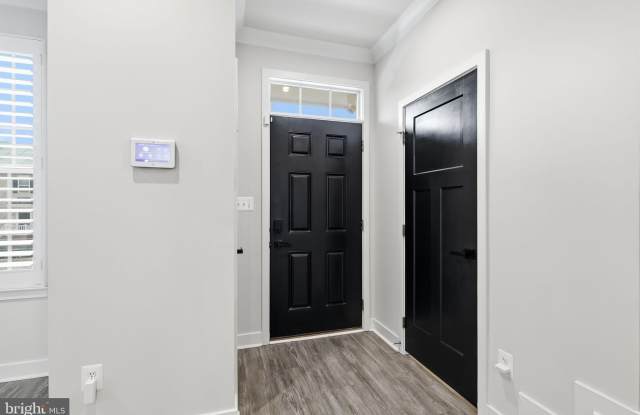18091 RED CEDAR Road Gallery 3