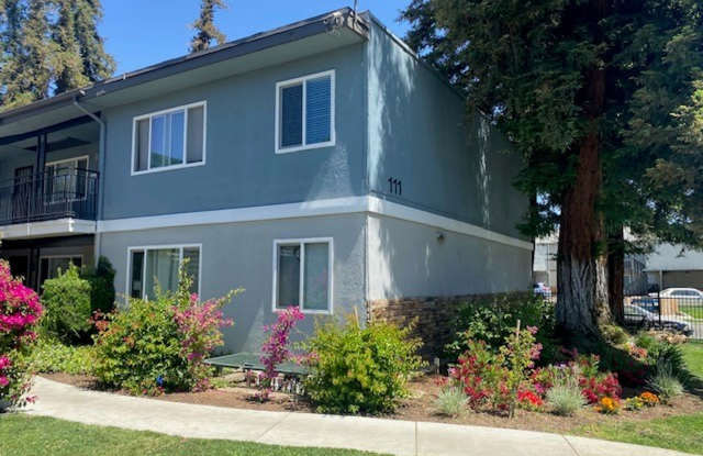 Redwoods Apartments photos photos