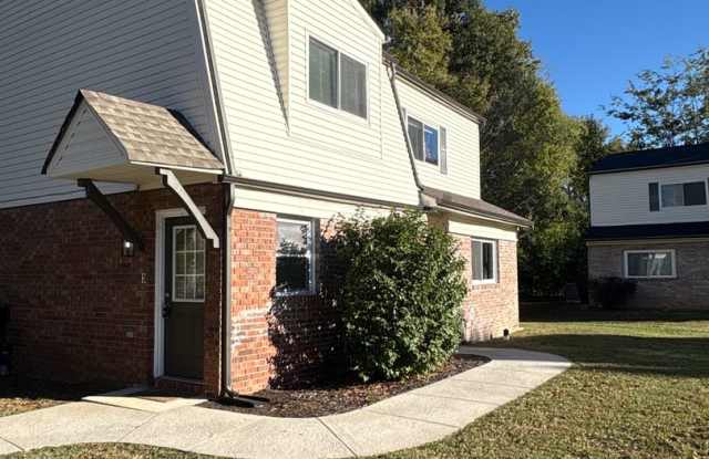 Charming Townhome Available in Central Tullahoma... Gallery 3