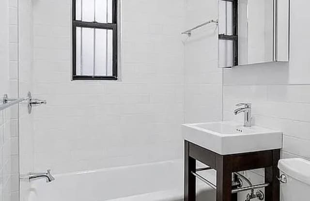 350 E 54th St photos photos