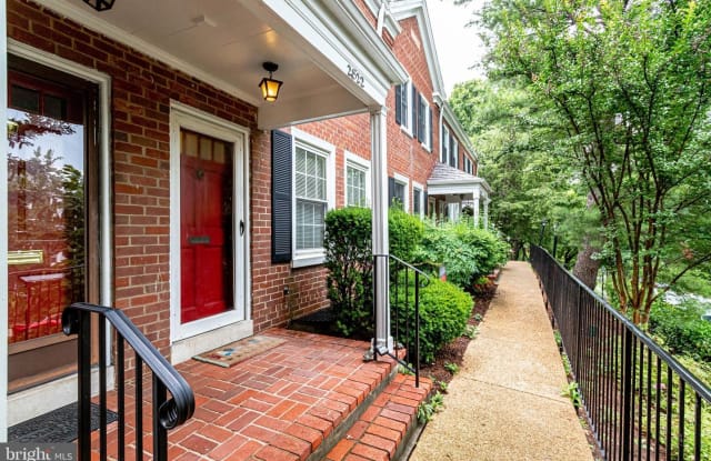 2822 S BUCHANAN ST - 2822 South Buchanan Street, Arlington, VA 22206
