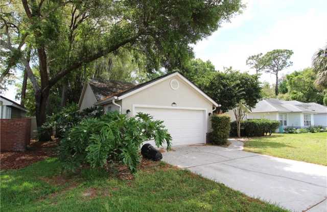 1338 SASSAFRAS AVENUE Gallery 2