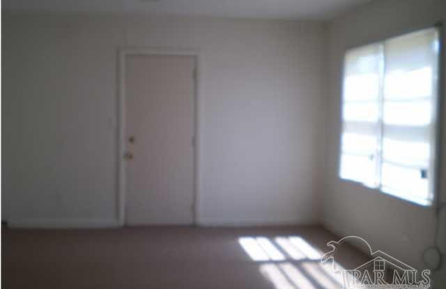 263 Chestnut Gallery 2