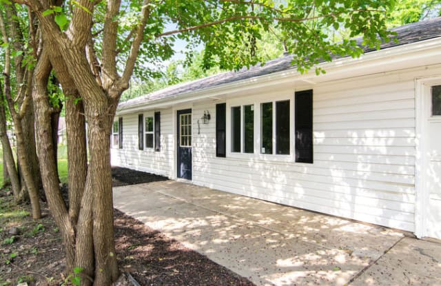 8608 Euclid Avenue - 8608 Euclid Avenue, Kansas City, MO 64132