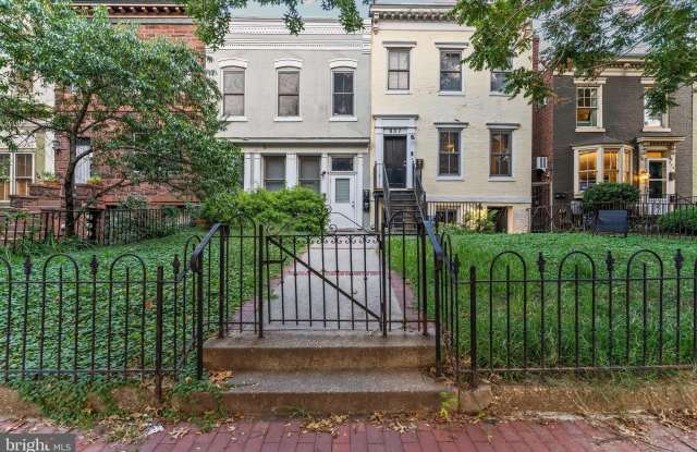 809 MARYLAND AVENUE NE - 809 Maryland Avenue Northeast, Washington, DC 20002