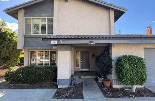 1309 Eaglefen Dr - 1309 Eaglefen Drive, Diamond Bar, CA 91765