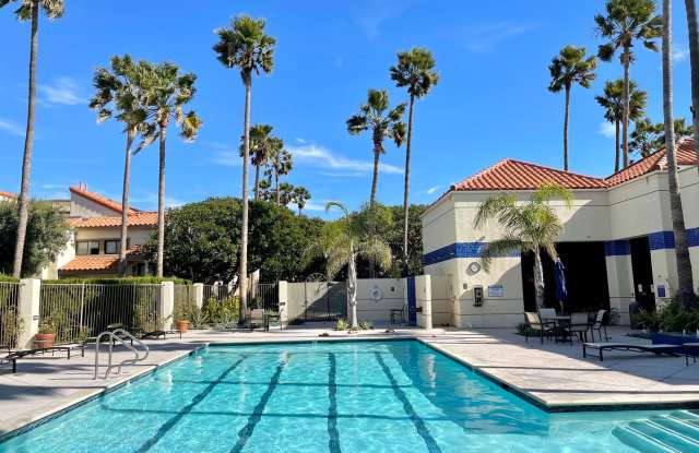 Oxnard | The Colony | 2 bed + 2 bath + Loft Condo | Mandalay Shores | 1916 Majorca - 1916 Majorca Drive, Oxnard, CA 93035